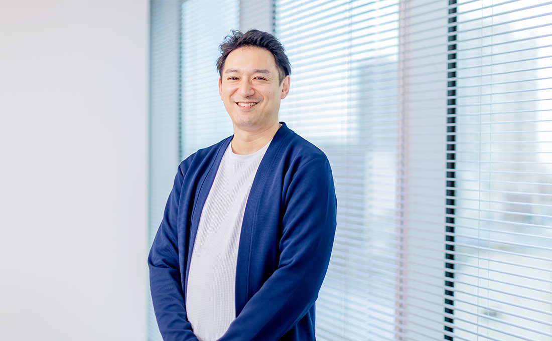 笑顔の山崎さん