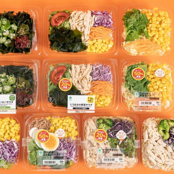 「具材マシ」で売上約1.4倍！？大ヒット企画が夏本番前に復活！需要がピークを迎える夏に、人気のサラダが『具材 最大50%増量』に！